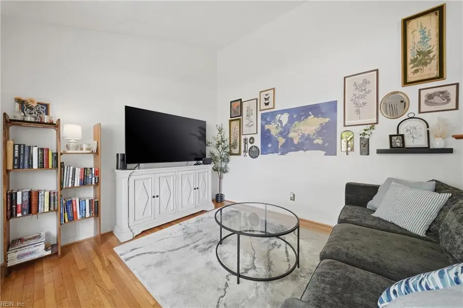 560 Brian Avenue, Virginia Beach, VA 23462 - #2