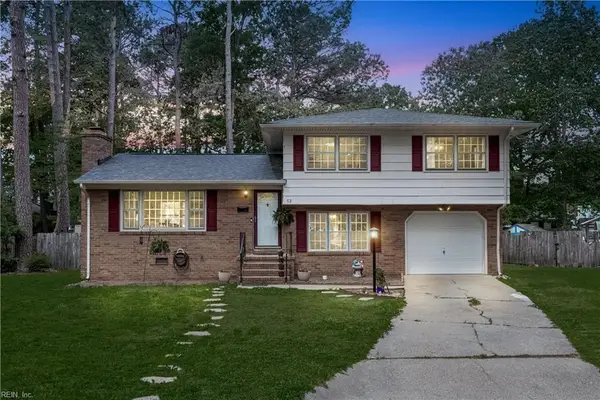 52 Gainsborough Place, Newport News, VA 23608