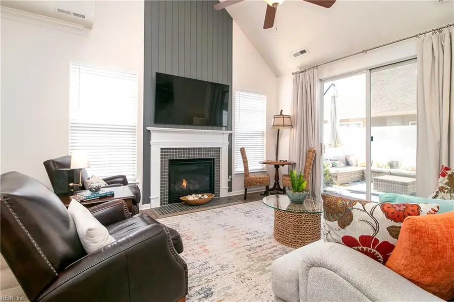 887 Hunley Drive, Virginia Beach, VA 23462 - #2