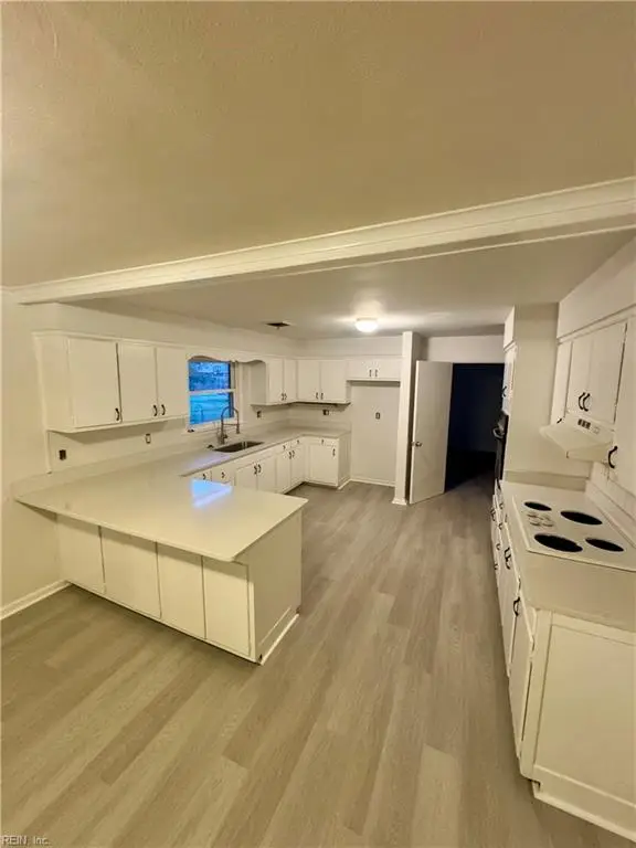 8145 Camellia Road, Norfolk, VA 23518 - #2