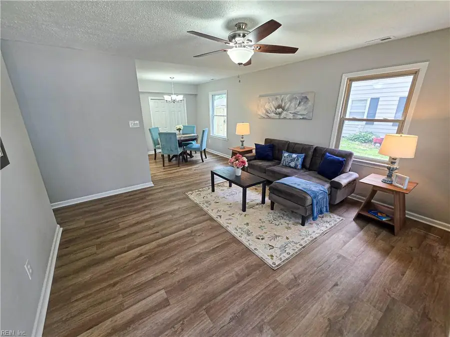 218 Pine Grove Avenue, Hampton, VA 23669 - #2