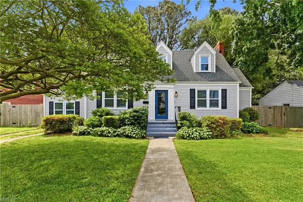 1049 N Lexan Crescent, Norfolk, VA 23508