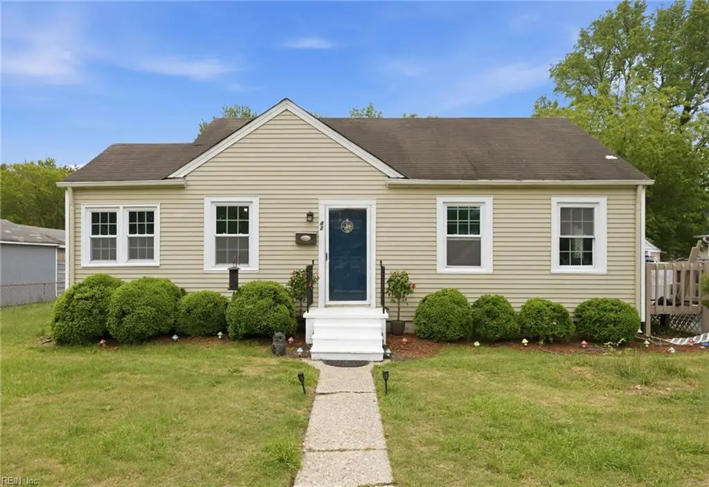 42 Davis Ave Avenue, Newport News, VA 23601 - #1