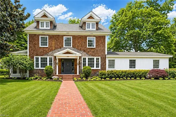 1043 Algonquin Road, Norfolk, VA 23505