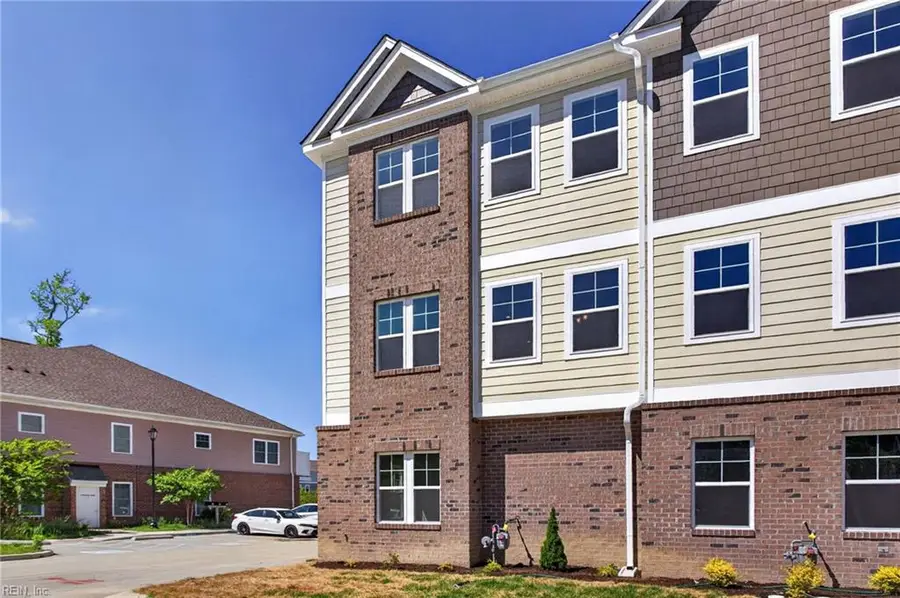 611 Commonwealth Drive, Yorktown, VA 23693 - #2