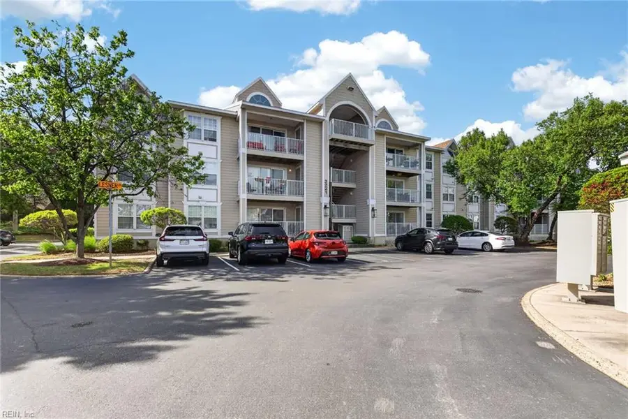 2221 Lesner Crescent #101, Virginia Beach, VA 23451 - #2