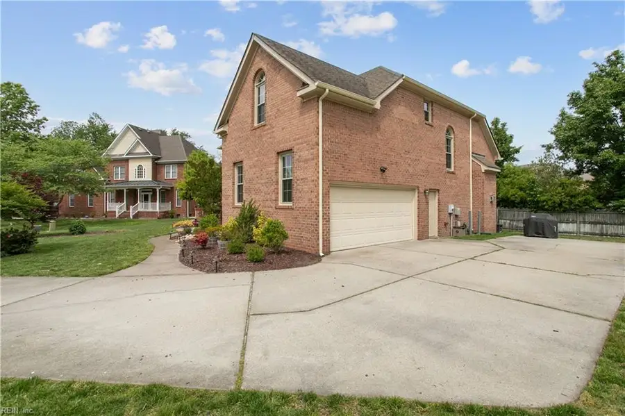 800 Wakedale Arch, Chesapeake, VA 23322 - #3
