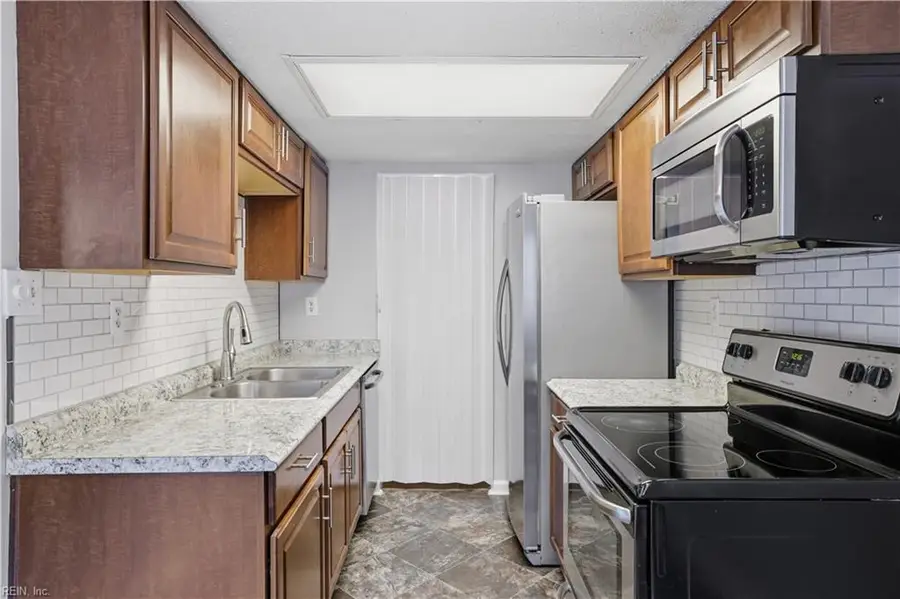 1513 Heritage Hill Drive, Henrico, VA 23236 - #2