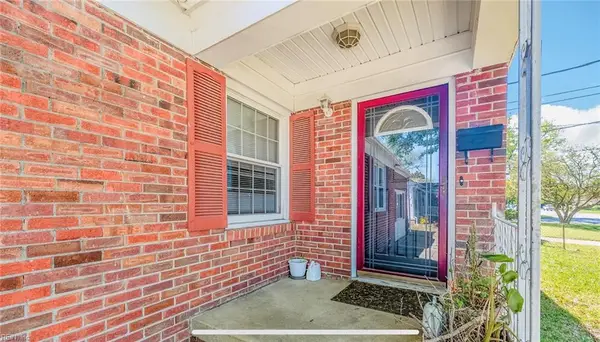 24 Saint Albans Drive, Hampton, VA 23669