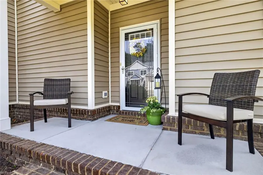 513 Cristfield Road Road, Chesapeake, VA 23320 - #2