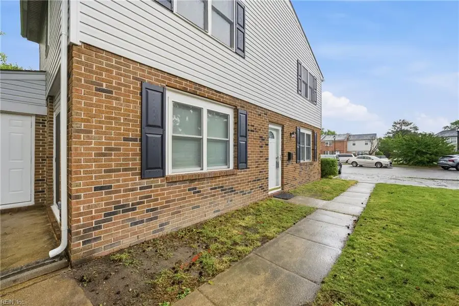 809 S Buckingham Court, Virginia Beach, VA 23462 - #3