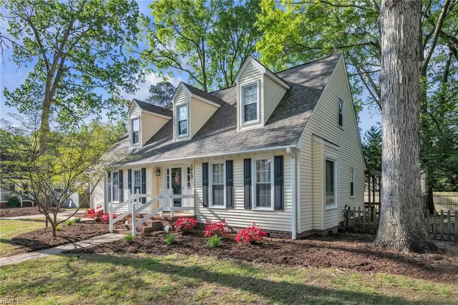 715 Wimbley Lane, Chesapeake, VA 23322 - #3