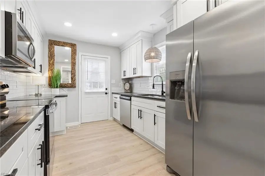 237 Piedmont Avenue, Hampton, VA 23661 - #3