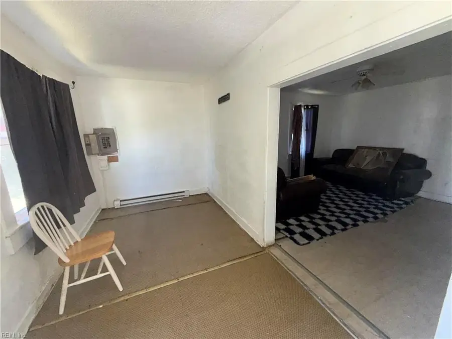 7417 Evelyn T Butts Avenue, Norfolk, VA 23513 - #2