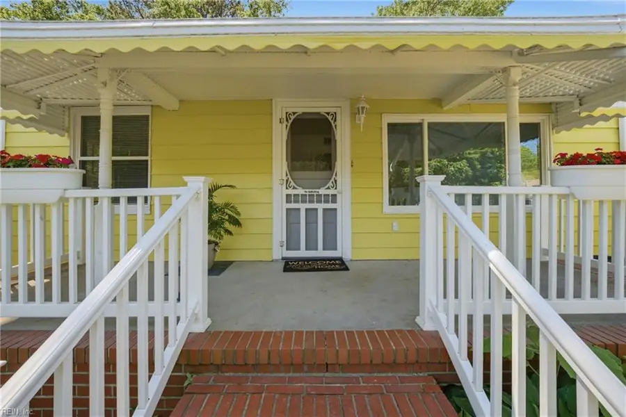4213 Surf Avenue, Chesapeake, VA 23322 - #2