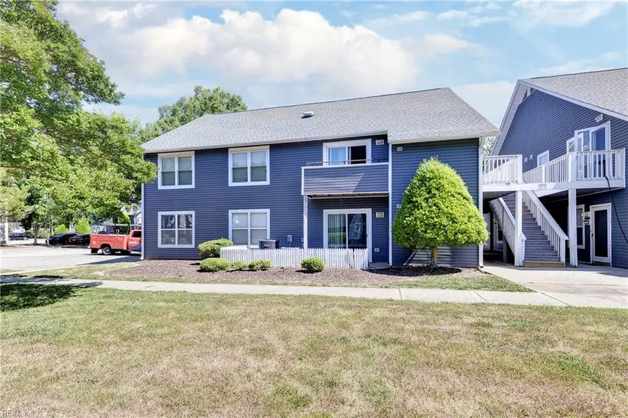 12757 Saint James Place #F, Newport News, VA 23602 - #2