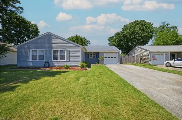 48 Sandy Lake Drive, Hampton, VA 23666