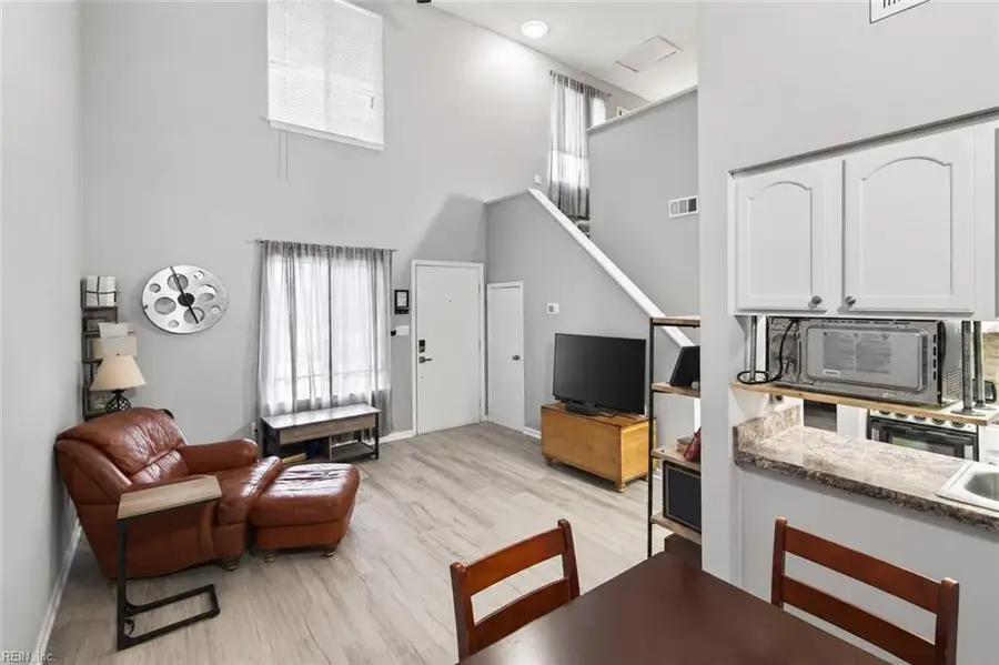 308 Pacific Drive, Hampton, VA 23666 - #2