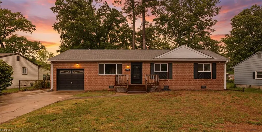 129 Saint Stephens Drive, Newport News, VA 23602 - #1