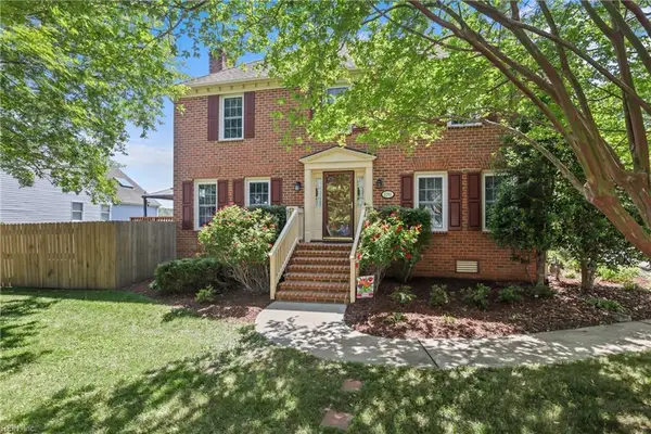 1201 Plantation Lakes Circle, Chesapeake, VA 23320