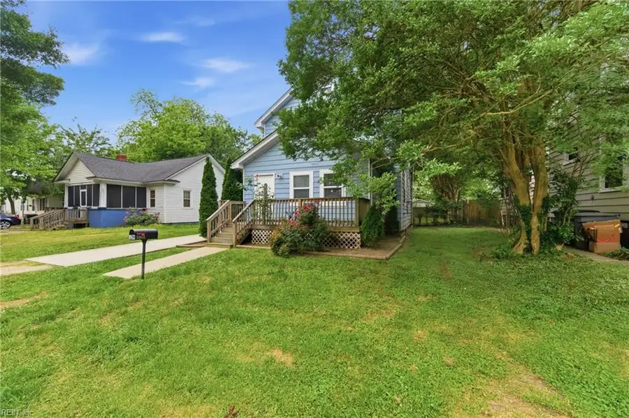 139 Locust Avenue, Hampton, VA 23661 - #3