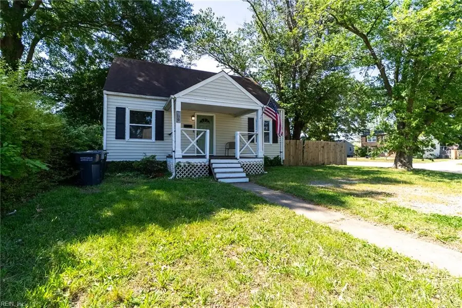709 Lee Street, Hampton, VA 23669 - #3