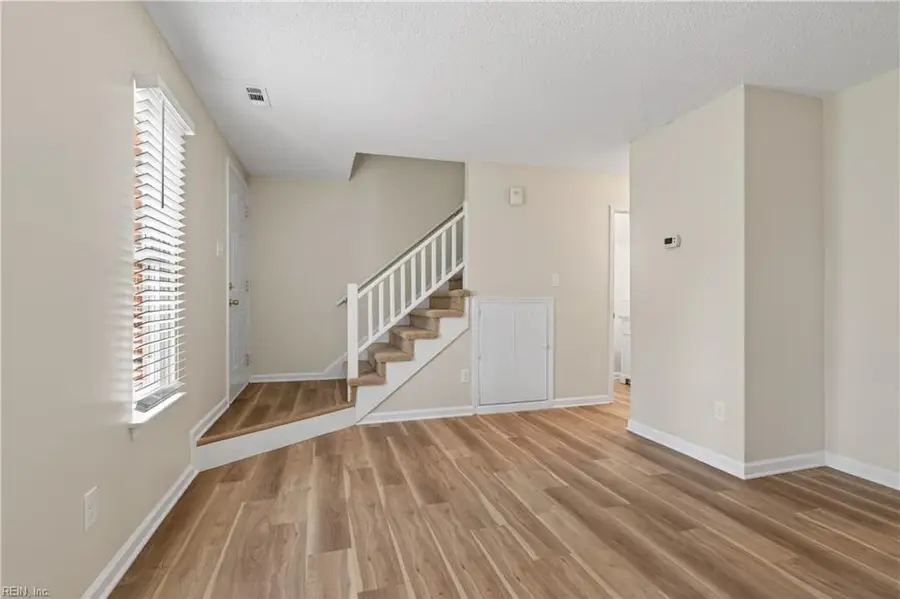 901 Seabreeze Court, Chesapeake, VA 23320 - #3