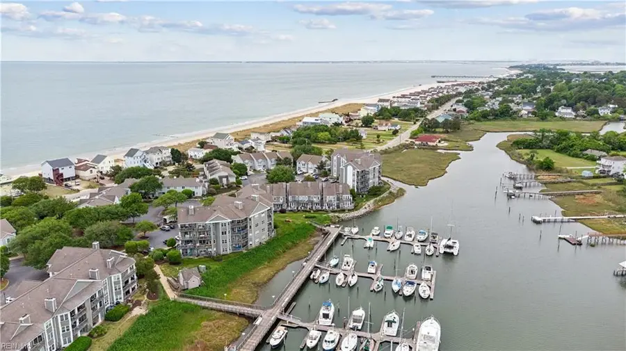 1024 Porte Harbour Arch #302, Hampton, VA 23664 - #3