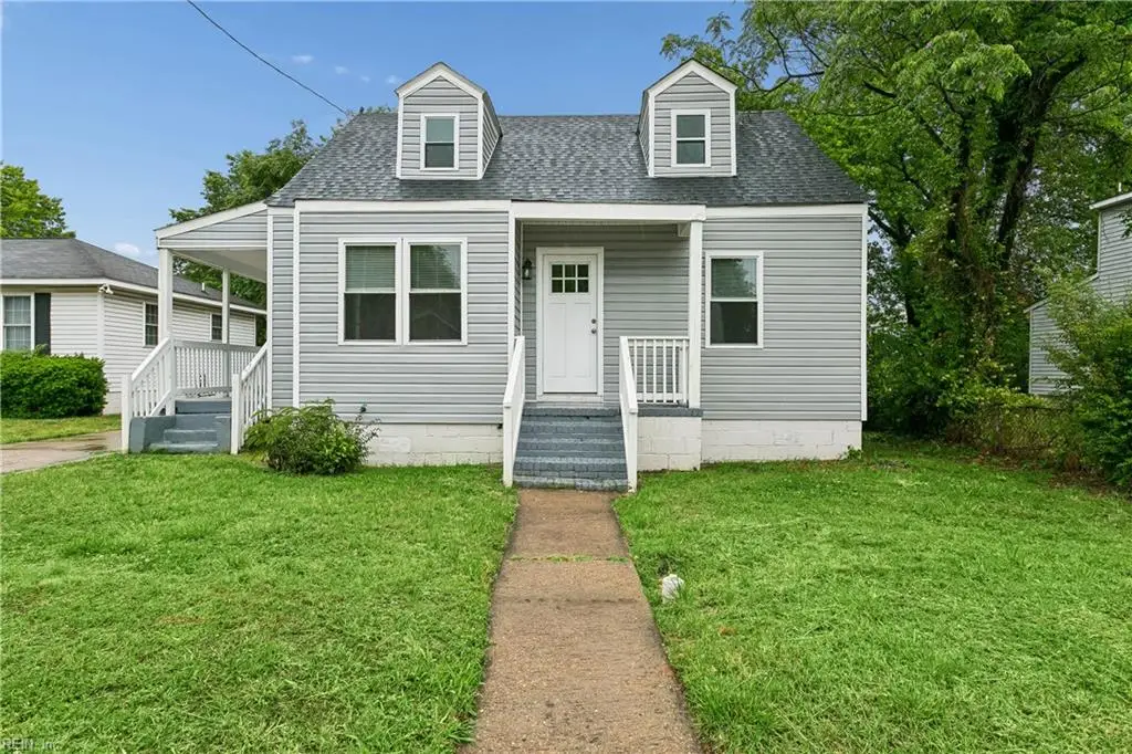 924 Ivy Avenue, Newport News, VA 23607 - #1
