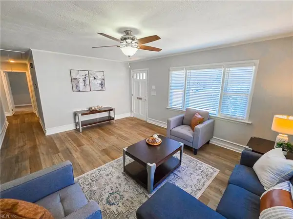 725 Oakland Avenue, Hampton, VA 23663