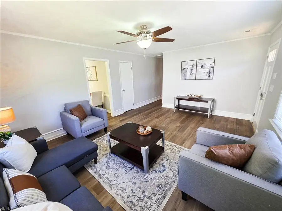 725 Oakland Avenue, Hampton, VA 23663 - #2