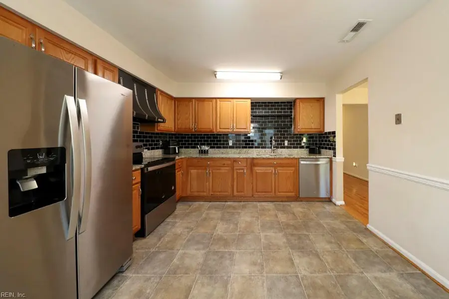 2113 Hollins Court, Chesapeake, VA 23320 - #3
