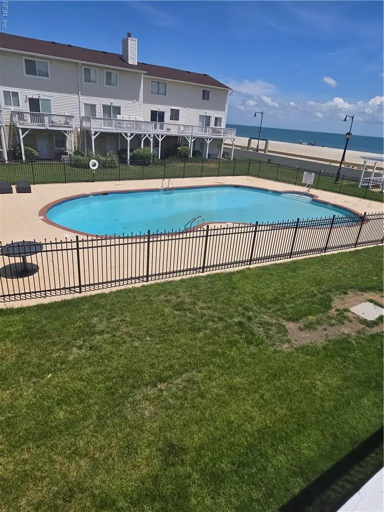 12 Cantamar Court, Hampton, VA 23664 - #3
