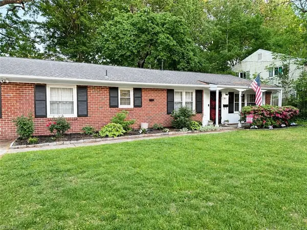 708 Northgate Court, Virginia Beach, VA 23452
