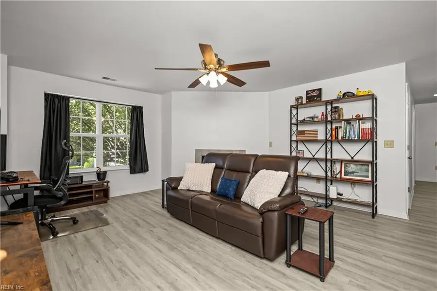 414 Delaware Avenue #220, Norfolk, VA 23508 - #3