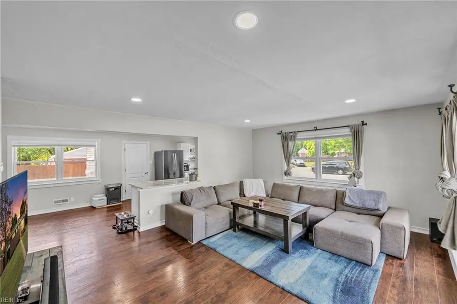 8069 Lynnbrook Drive, Norfolk, VA 23518 - #3