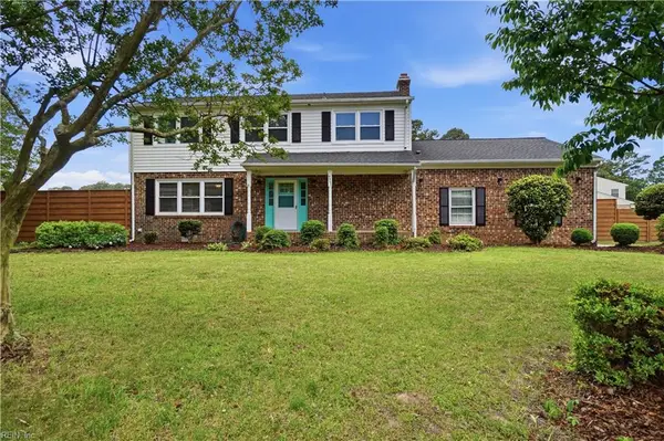 3501 Kings Lake Drive, Virginia Beach, VA 23452