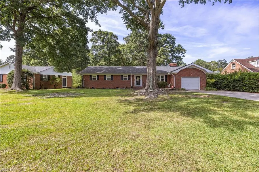 122 Ashley Road, Chesapeake, VA 23322 - #2