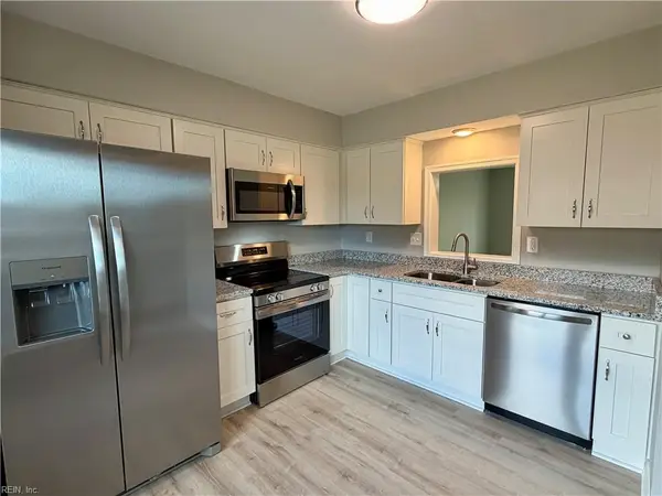 5412 Woburn Ln, Virginia Beach, VA 23462