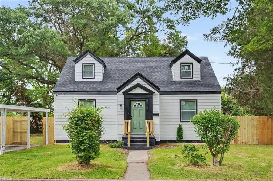 1805 Roanoke Avenue, Portsmouth, VA 23704 - #3