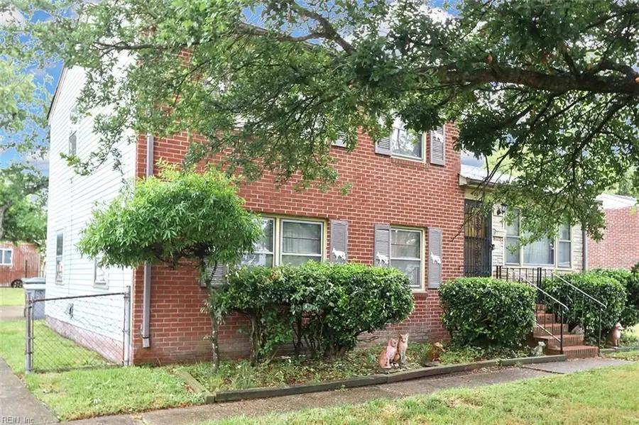 706 S Fallon Court, Hampton, VA 23661 - #3