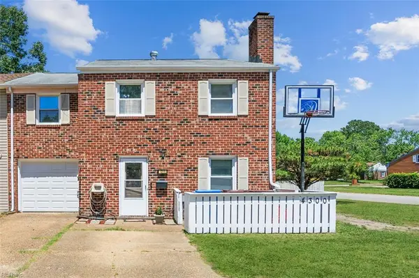 4300 Midhurst Lane, Chesapeake, VA 23321