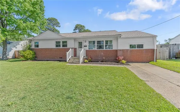 5556 Shadowwood Drive, Virginia Beach, VA 23455