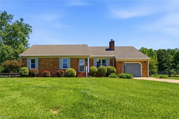111 Brookdale Court, Moyock, NC 27958