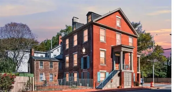 422 Crawford Street, Portsmouth, VA 23704