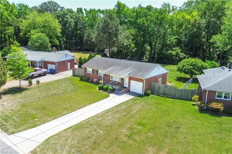 5445 Shadowwood Drive, Virginia Beach, VA 23455 - #2