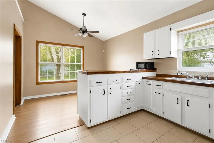 7 Central Street, Hampton, VA 23663 - #3