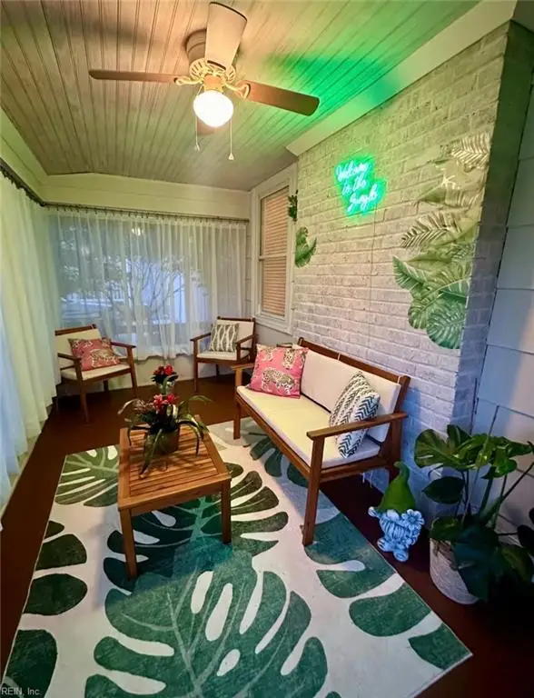 159 W Seaview Avenue, Norfolk, VA 23503 - #2