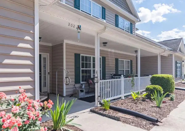 202 Patriots Village Court, West Point, VA 23181