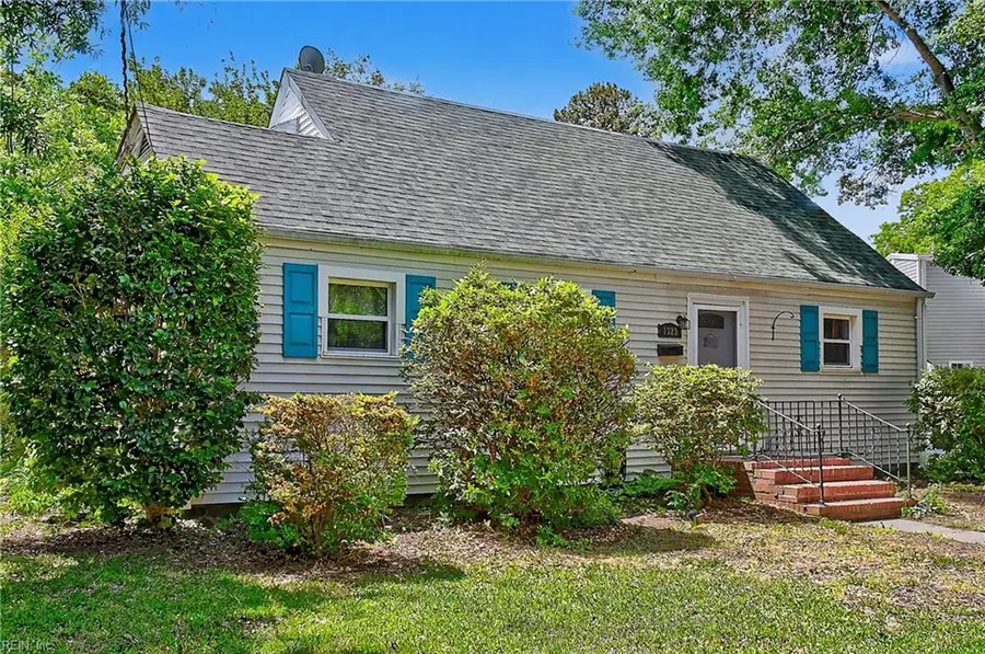 1323 Jenifer St, Norfolk, VA 23503 - #2